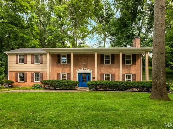 1170 Warson Woods Dr, Saint Louis, MO 63122