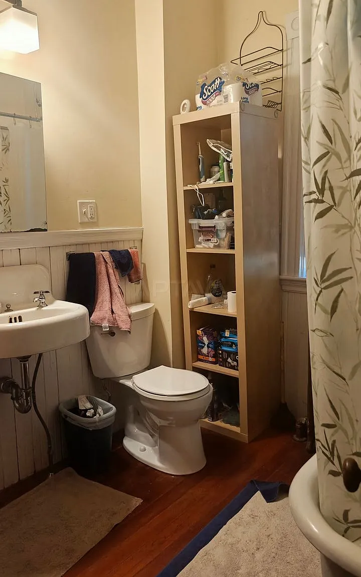 2 bed, $4,000 — Photo 3