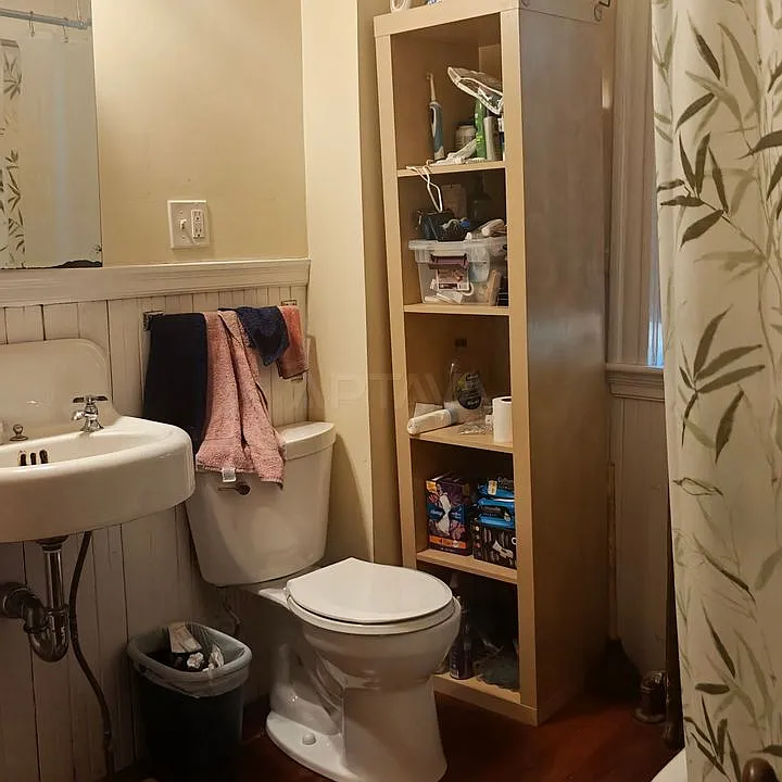 13 Linden Ave #1