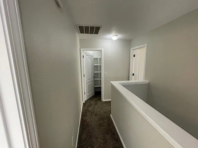 218 E Rose Lake Dr — Photo 11