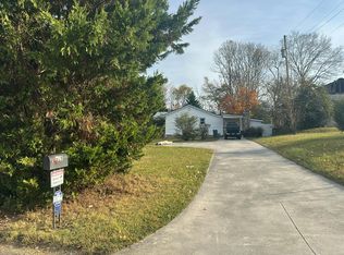 926 Mill St, Dandridge, TN 37725