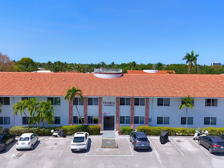 Tribeca Apartments Fort Lauderdale — Photo 20