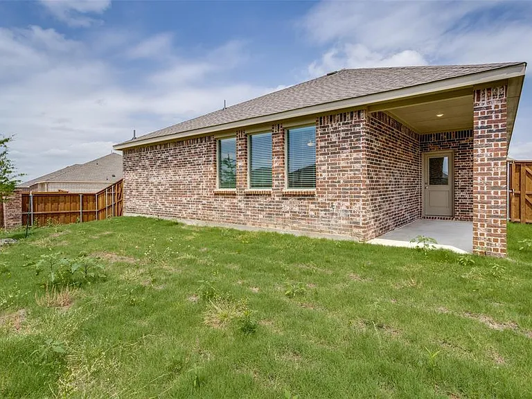 1213 Blue Spring Dr — Photo 11