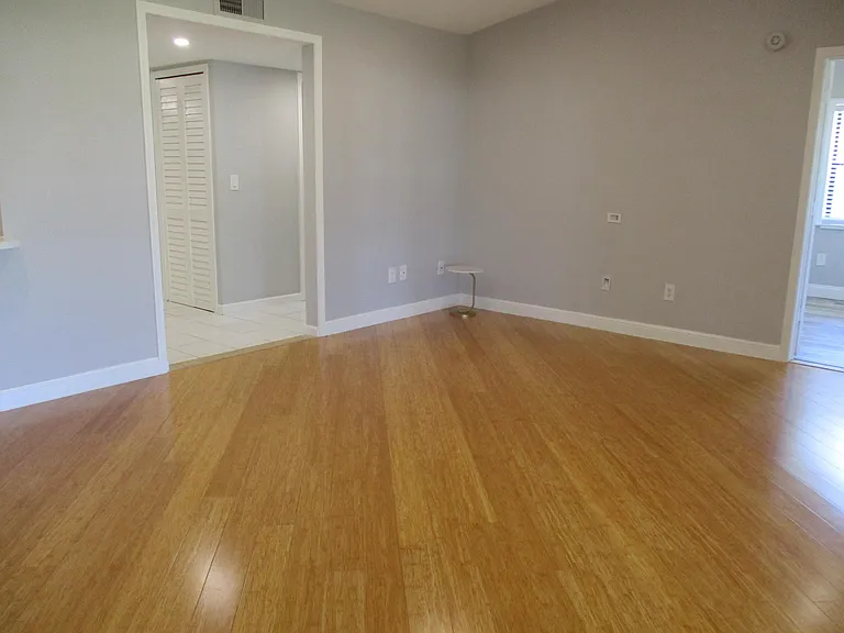 23398 SW 57th Ave #306 — Photo 20