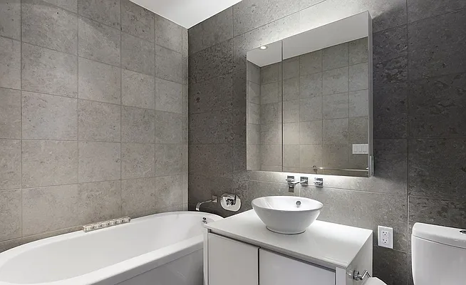 Rented by R New York | media 4