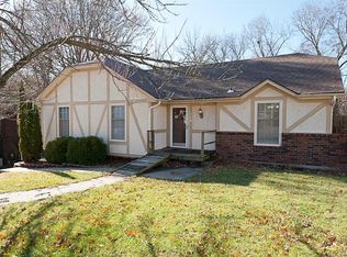 2404 S Bridger Dr, Independence, MO 64057