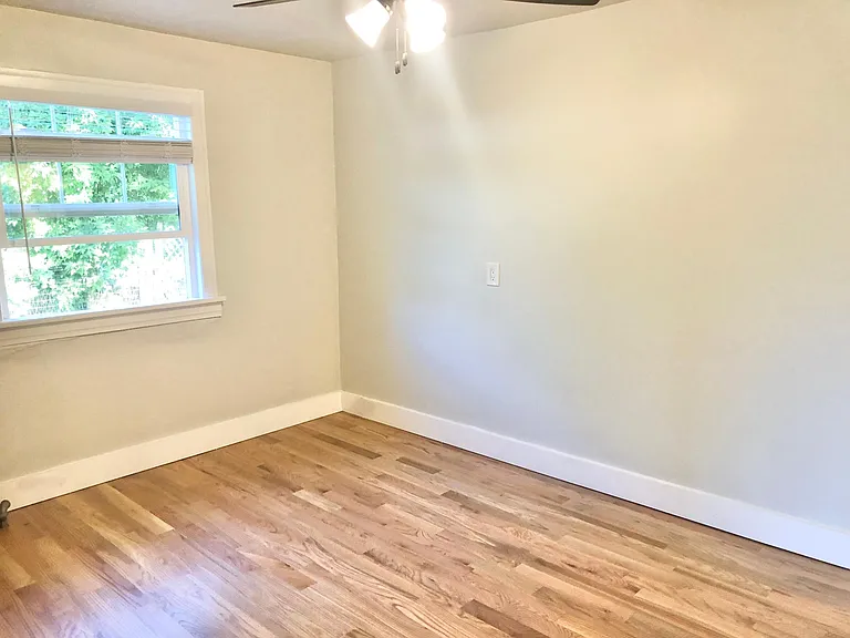 82 W Girard Ave — Photo 9