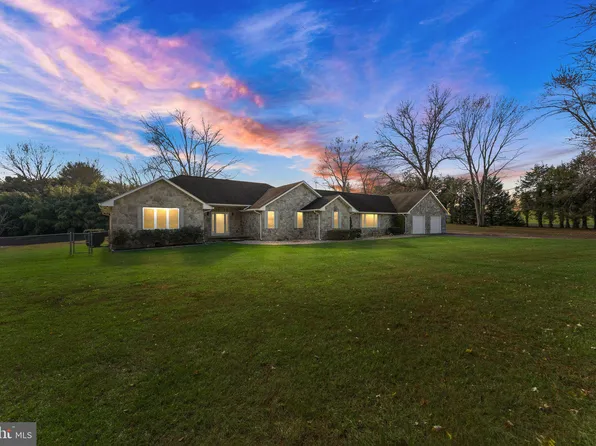 7905 Guy Dr, Manassas, VA 20111