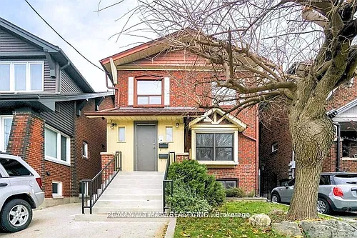 745 Coxwell Ave #UPPER Photo 1