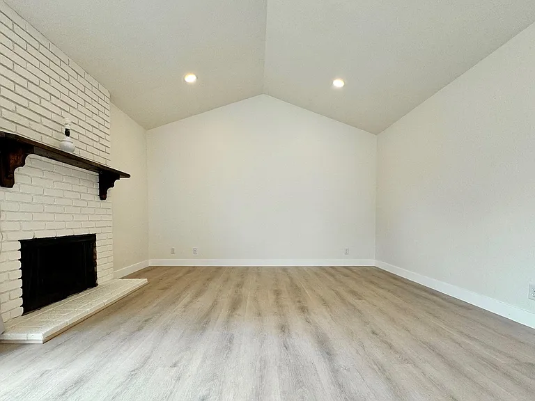 64 Guava Blossom Ct — Photo 7