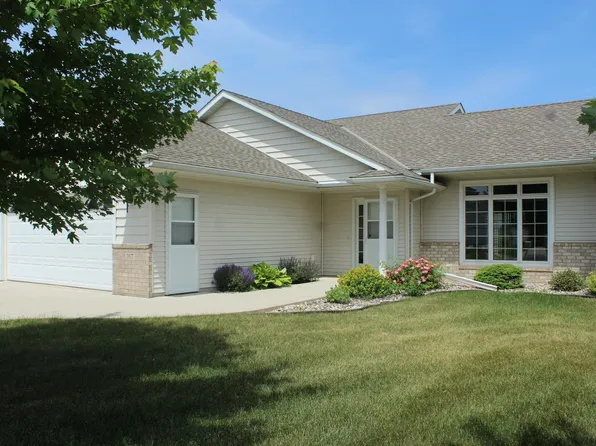 307 20th St W, Brownton, MN 55336