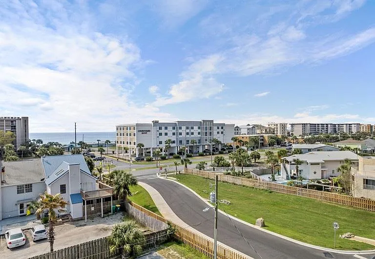 Billfish Ave — Photo 10