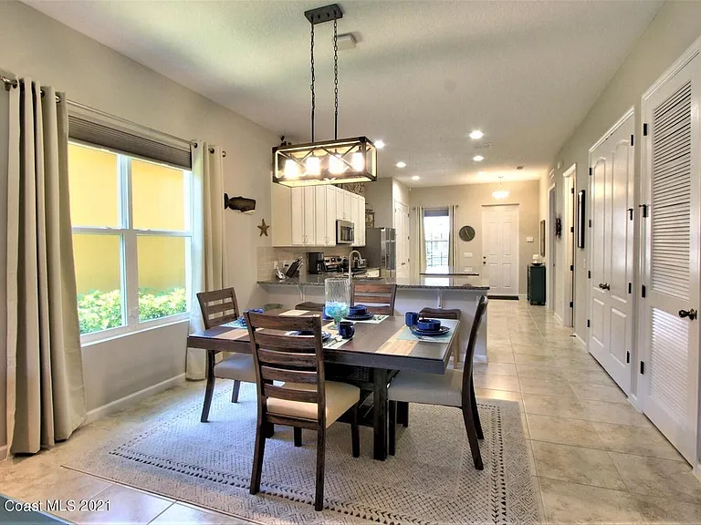 725 Simeon Dr — Photo 28