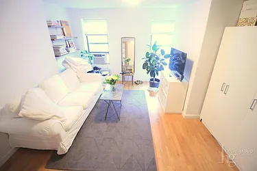 Rented by Hecht Group