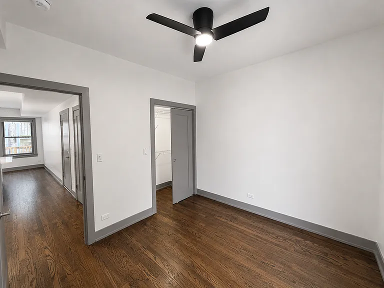1902 W Pratt Blvd #C-1 — Photo 16