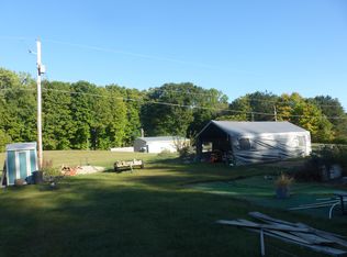 15646 W Clear Lake Rd, Buchanan, MI 49107