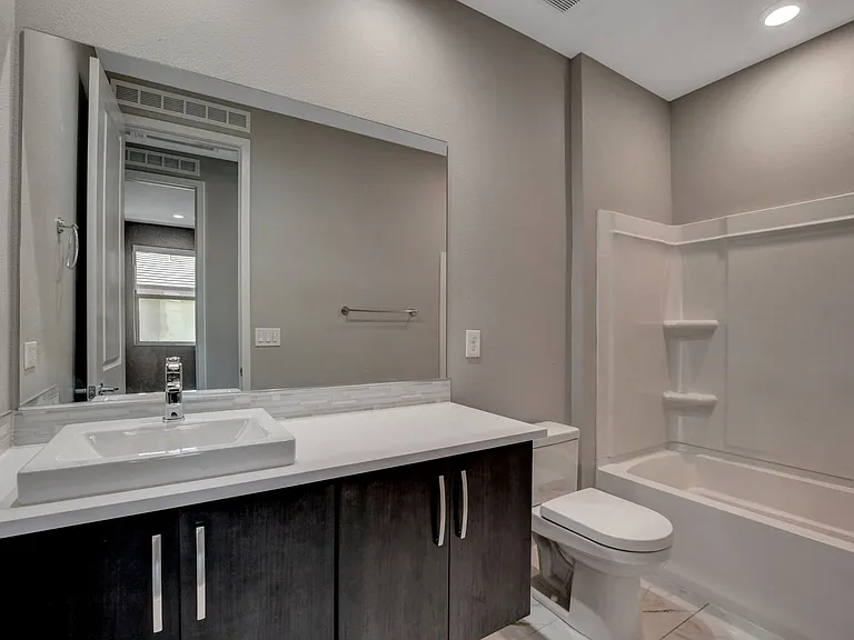 6005 Andezano Dr — Photo 40