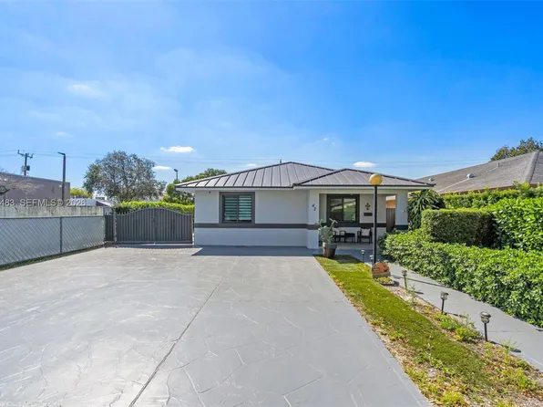 42 W 44th St, Hialeah, FL 33012