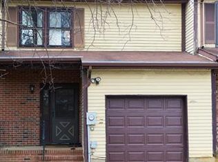 16 Obert Ct, East Brunswick, NJ 08816