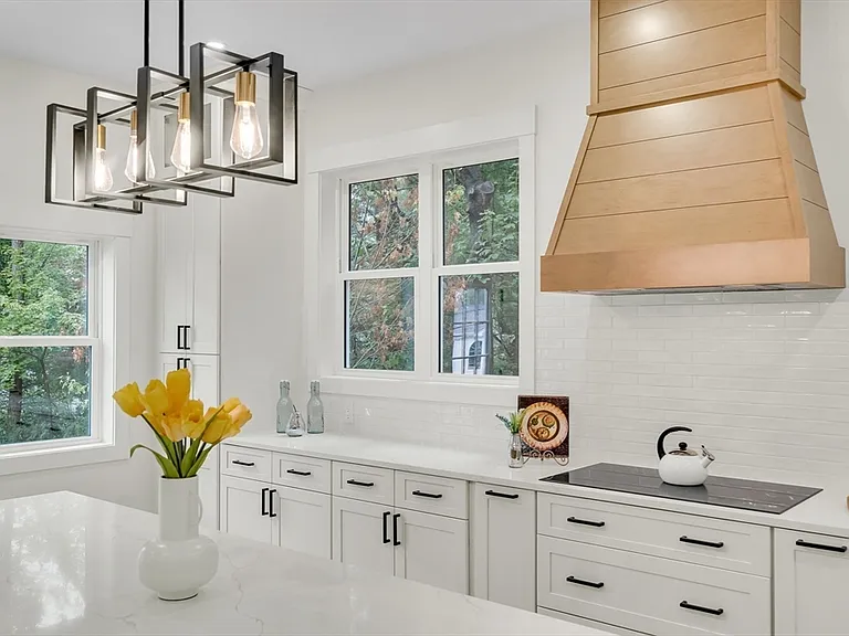 22 Estabrook Rd — Photo 14