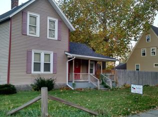 338 N Oakhill Ave, Janesville, WI 53548