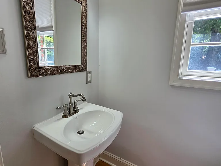 275 N Hobcaw Dr — Photo 8