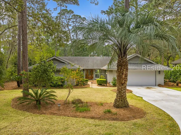16 Newhall Rd, Hilton Head Island, SC 29928