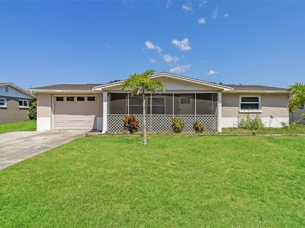 5247 Whippoorwill Dr, Holiday, FL 34690