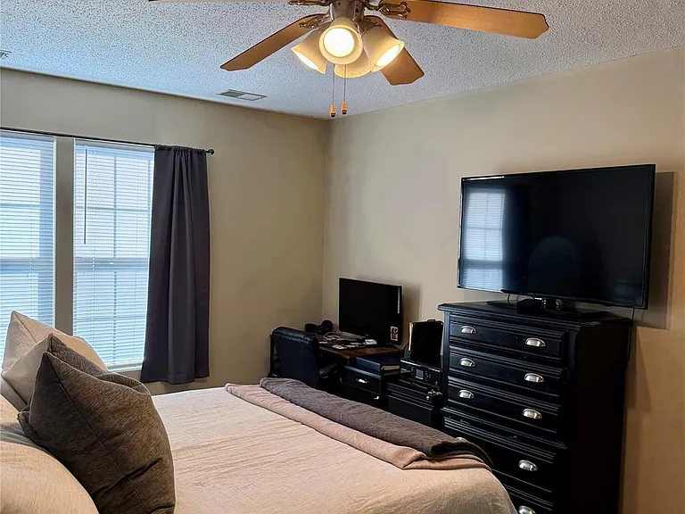 4013 Whispering Hls — Photo 12