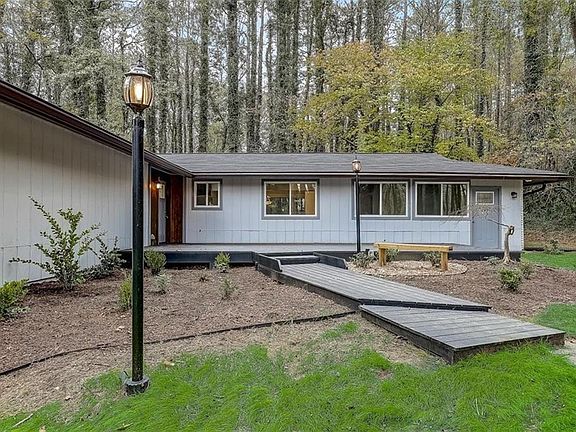 2nd image of 19 Pine Lake Dr