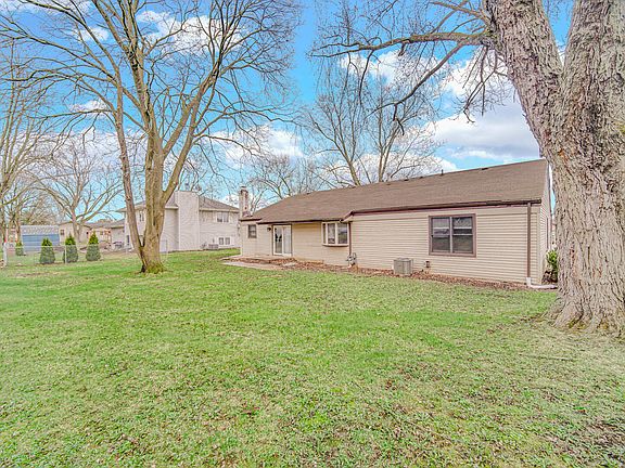 4th image of 1177 Sunnyslope Dr