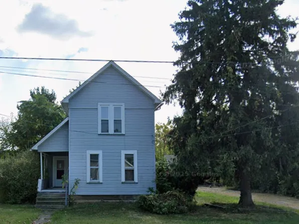 613 W 18th St, Lorain, OH 44052