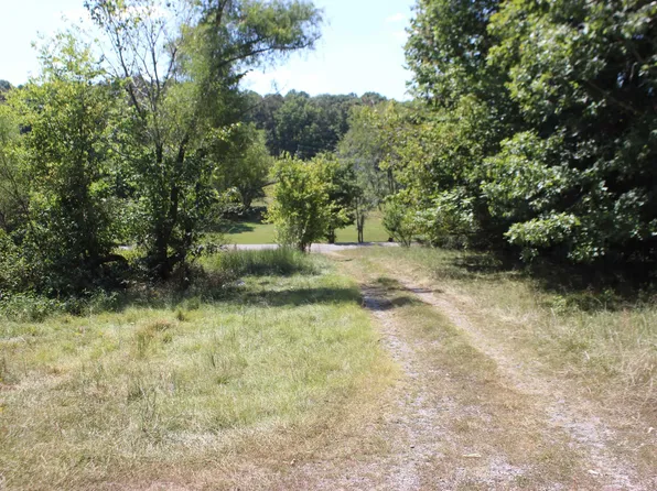 1060 State Highway 1668, Marion, KY 42064