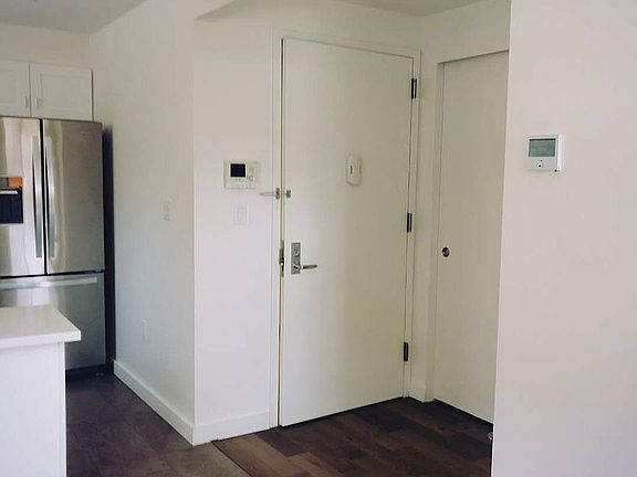 3rd image of 8722 51st Ave APT 2H