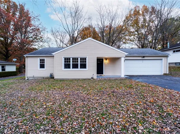 65 Winona Ave, Canfield, OH 44406