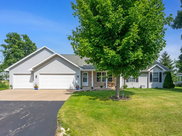 N150 Briarwood Dr, Appleton, WI 54915