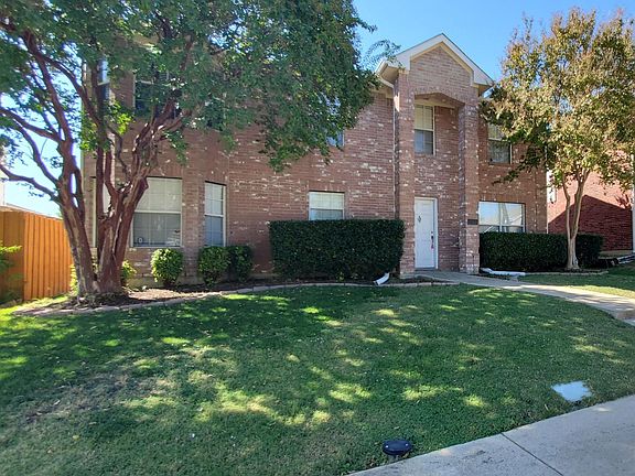 2nd image of 2244 Chapman Dr