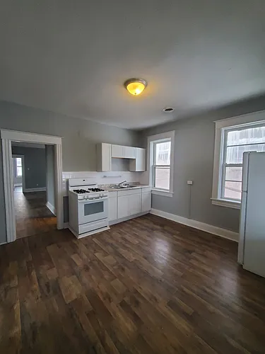 116 4th St #2 Photo 1