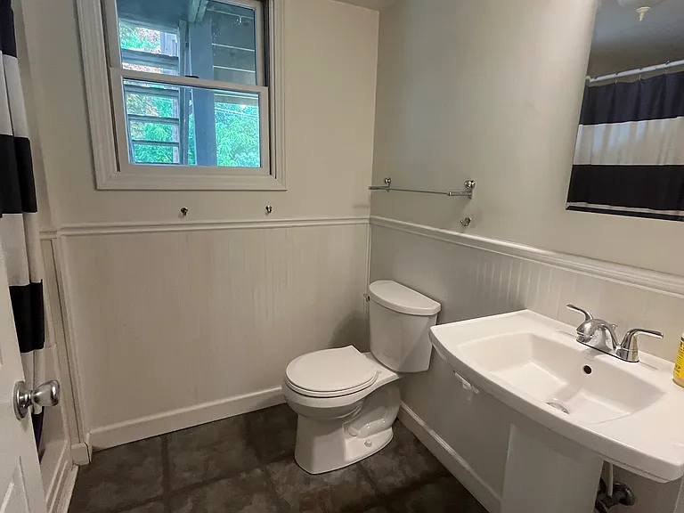 308 Salem St — Photo 16