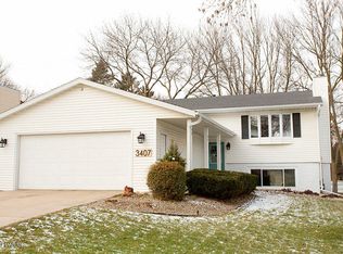 3407 9th Ave NW, Rochester, MN 55901