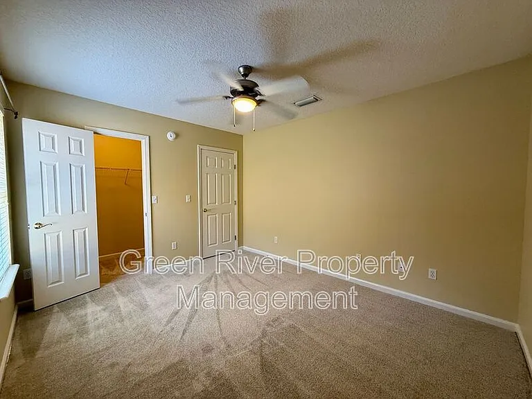 8716 Canopy Oaks Dr — Photo 43