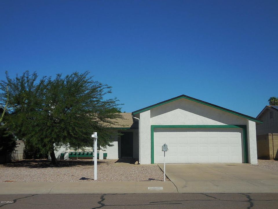 1st image of 2144 E Yale Dr