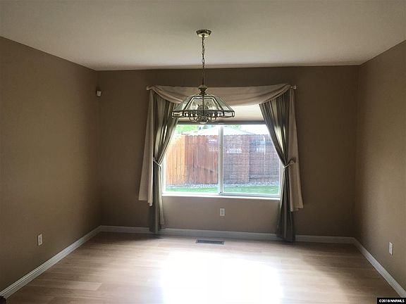 2nd image of 5105 Lorenzo Ln