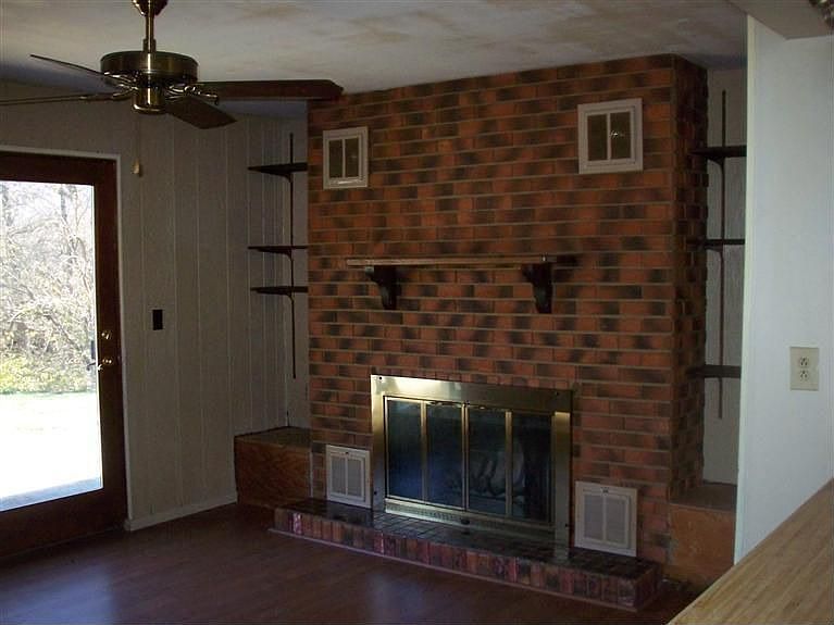 2nd image of 11496 Ivyrock Ct