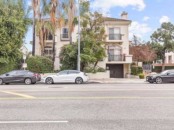 2nd image of 4294 Coldwater Canyon Ave APT 2