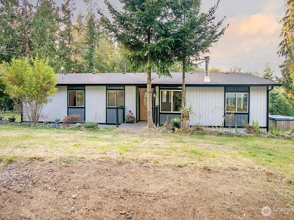 2746 S Silver Lake Road, Castle Rock, WA 98611
