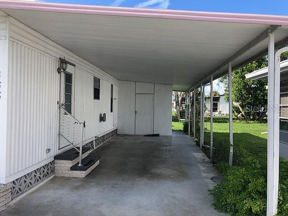 4th image of 538 Cervina Dr S