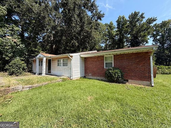 2nd image of 7344 Howard Cir
