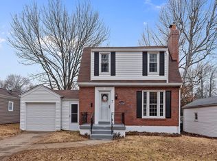 7545 Hillsdale Dr, Saint Louis, MO 63121
