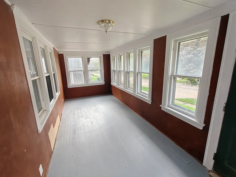 714 Corice St — Photo 3